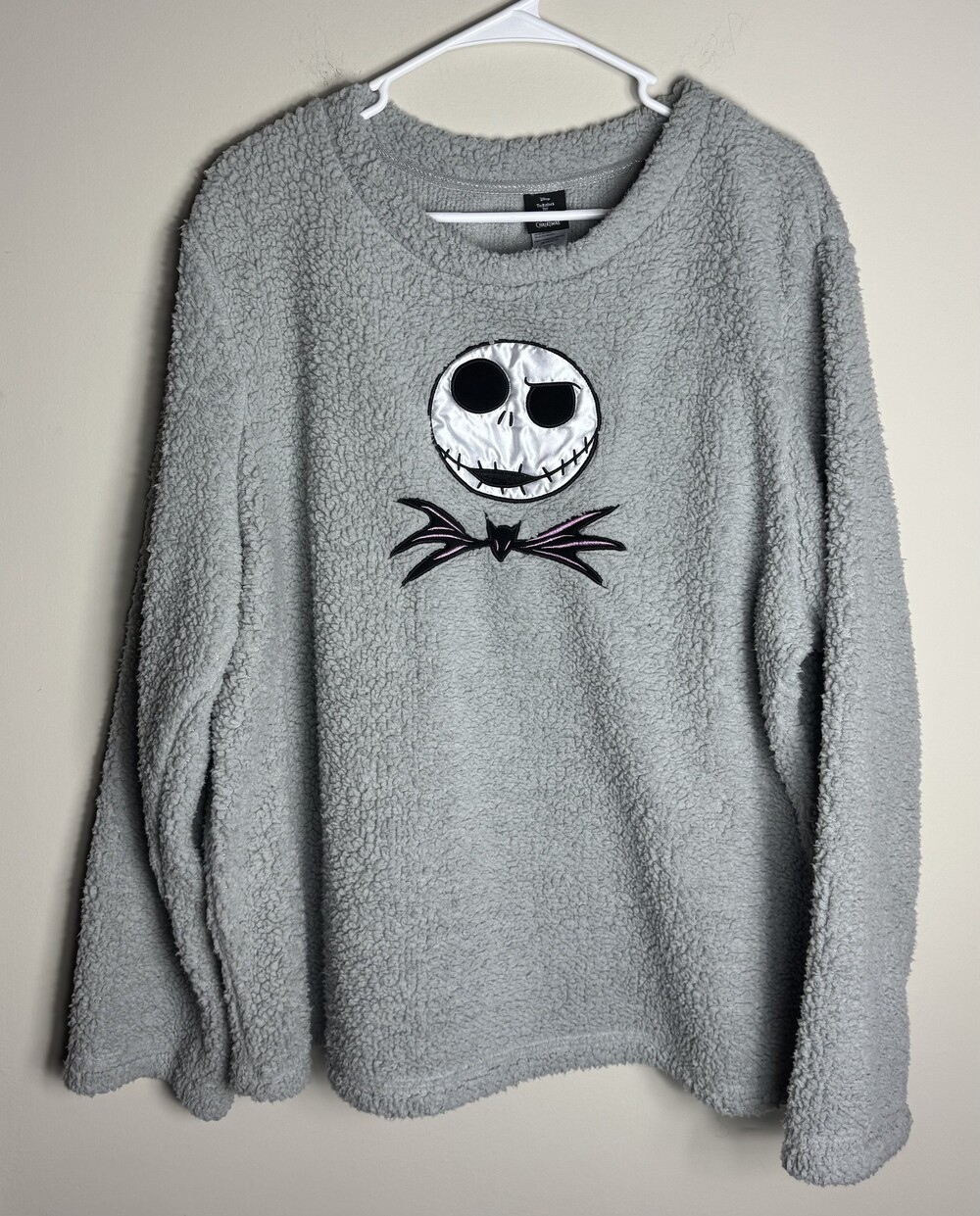Tim Burton The Nightmare Before Christmas Sleepwear 2X Soft Silver Faux Fur Top